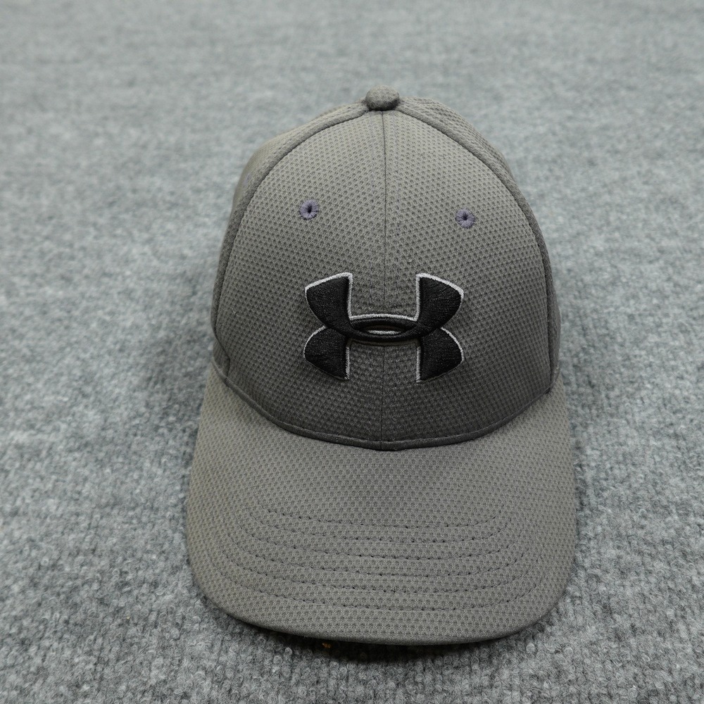 Under Armour Hat Cap Fitted Mens Medium Gray Breathable Moisture Wicking Stretch